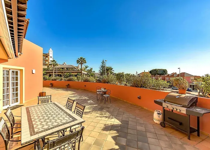 With Large Terrace In Terrazas Del Duque Lägenhet