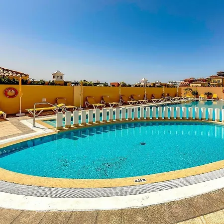 Apartament With Large Terrace In Terrazas Del Duque Costa Adeje (Tenerife)