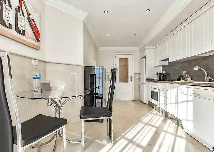 With Large Terrace In Terrazas Del Duque Адехе