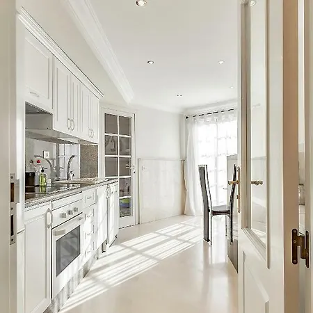 With Large Terrace In Terrazas Del Duque * 아데제